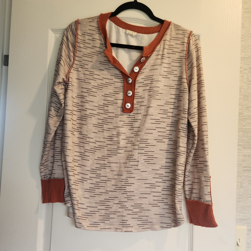 BiBi Beige and Rust Button-Up Blouse Size L Euc